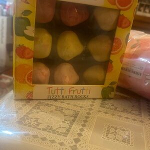 Fizzy Bath Rocks - Pink and Yellow